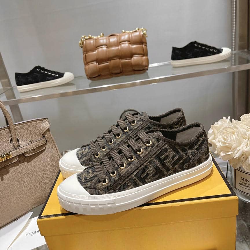 Fendi Sneaker-22